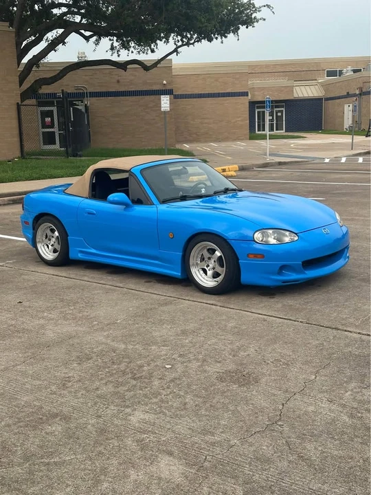 2003 Mazda NB MX-5 Miata - Image 4 of 16