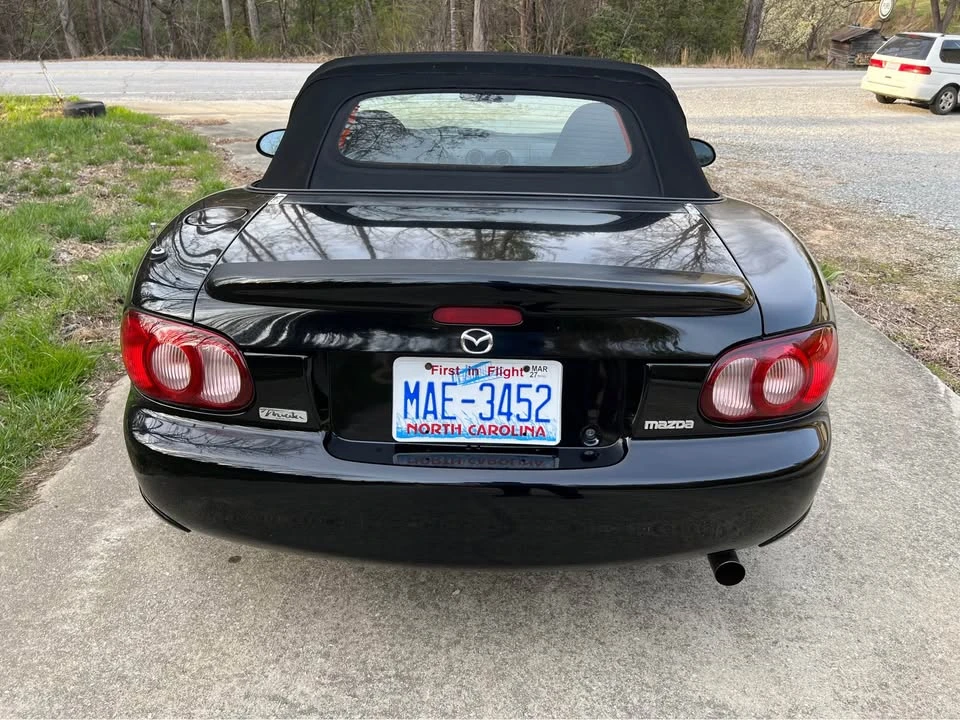 2003 Mazda NB MX-5 Miata - Image 5 of 17