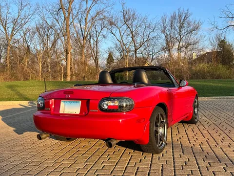 2003 Mazda MX-5 Miata LS