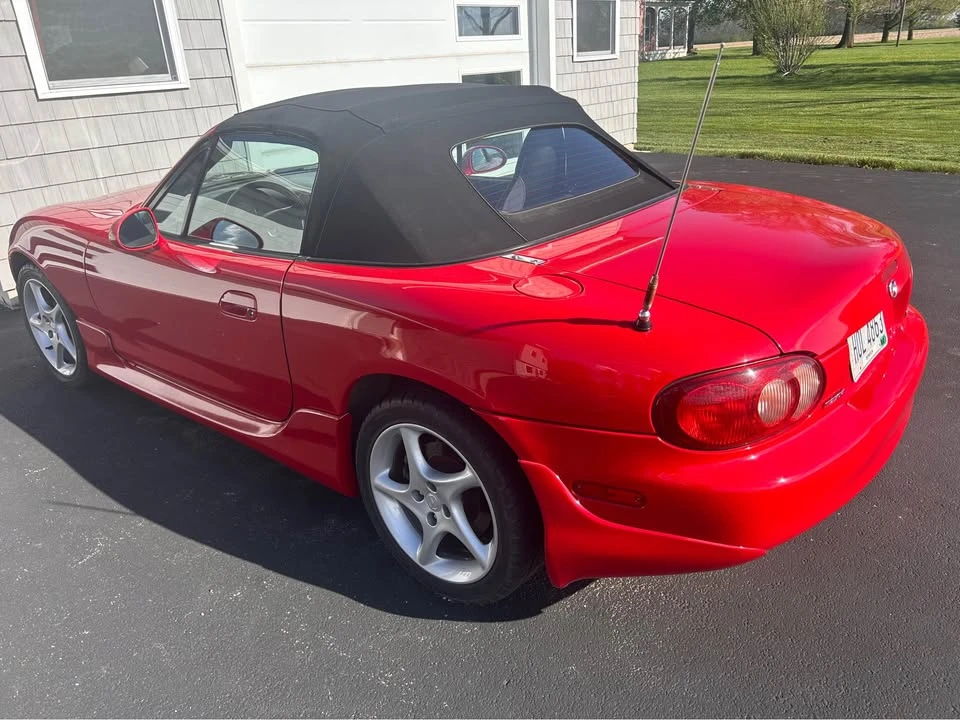 2003 Mazda NB MX-5 Miata - Image 3 of 11