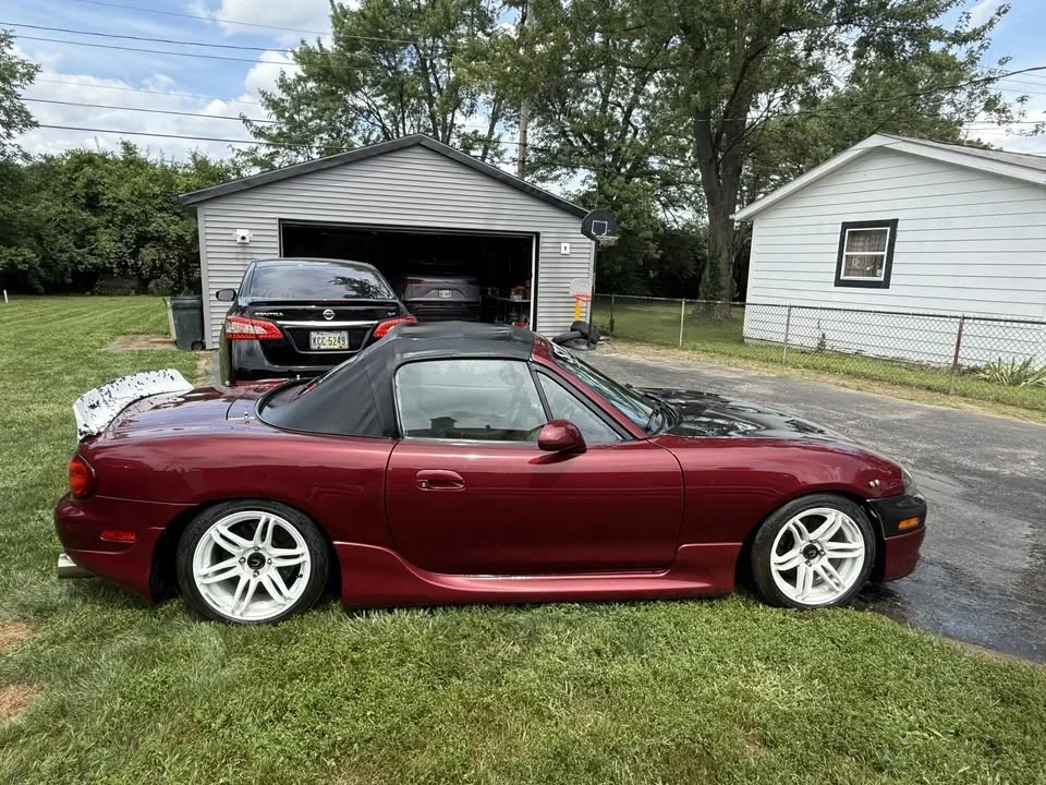 2003 Mazda NB MX-5 Miata - Image 2 of 2