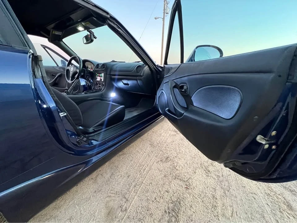 2003 Mazda NB MX-5 Miata - Image 7 of 11