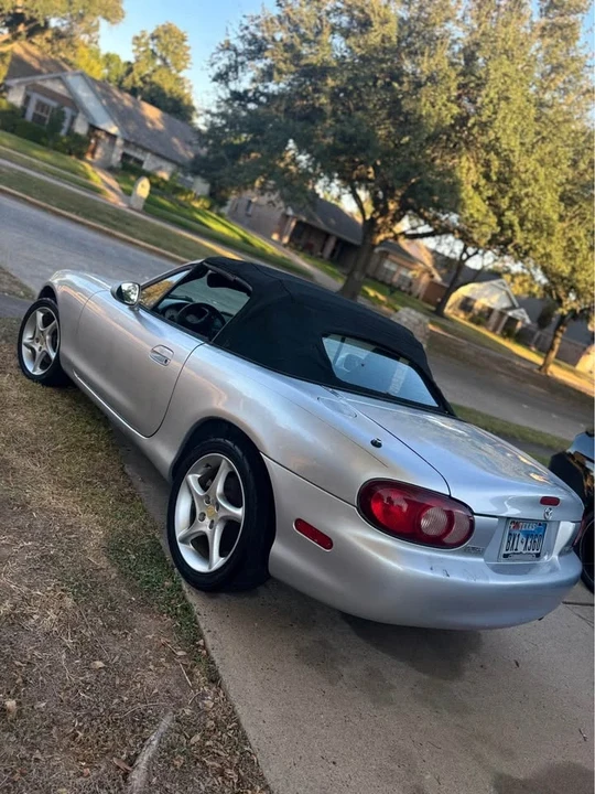 2003 Mazda NB MX-5 Miata - Image 2 of 11