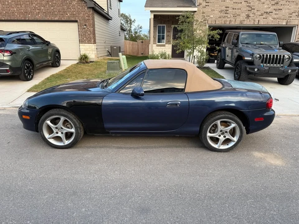 2003 Mazda NB MX-5 Miata - Image 8 of 12