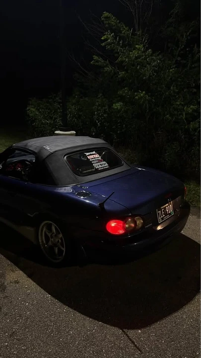 2003 Mazda NB MX-5 Miata - Image 5 of 11