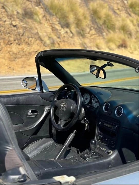 2003 Mazda NB MX-5 Miata - Image 4 of 4