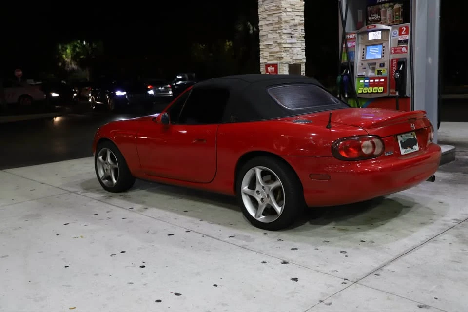 2003 Mazda NB MX-5 Miata - Image 5 of 7
