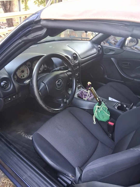 2003 Mazda NB MX-5 Miata - Image 4 of 10