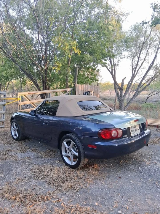 2003 Mazda NB MX-5 Miata - Image 2 of 10