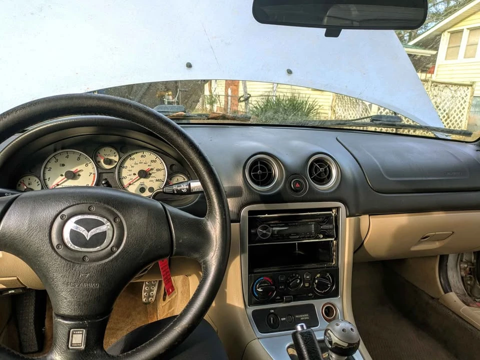 2003 Mazda NB MX-5 Miata - Image 5 of 19