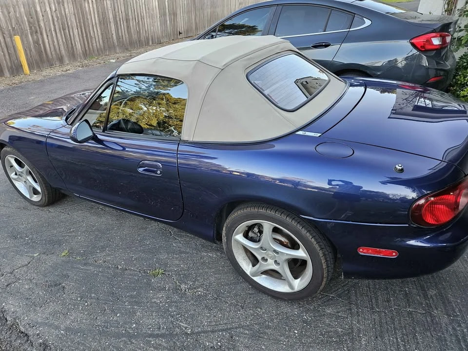 2003 Mazda NB MX-5 Miata - Image 2 of 18