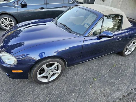 2003 Mazda MX-5 Miata LS