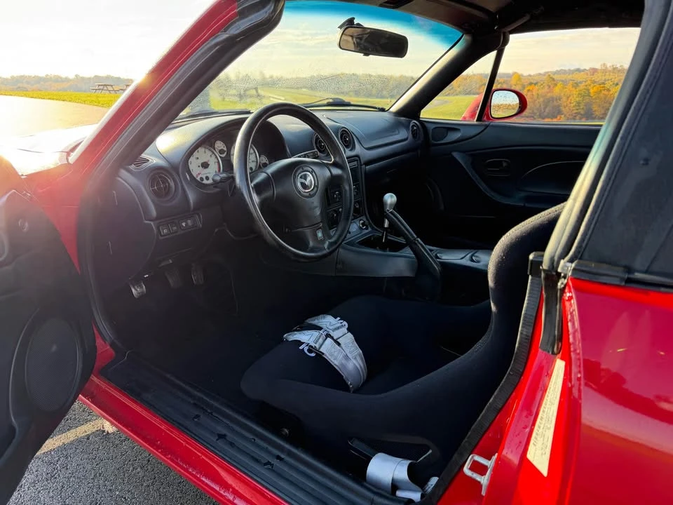 2003 Mazda NB MX-5 Miata - Image 5 of 10