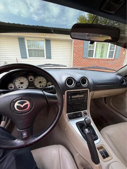 2003 Mazda NB MX-5 Miata - Image 11 of 12