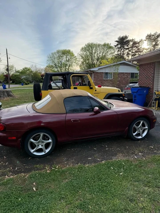 2003 Mazda NB MX-5 Miata - Image 3 of 12