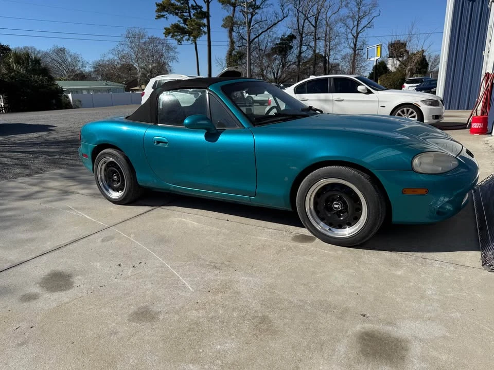 2003 Mazda NB MX-5 Miata - Image 2 of 13