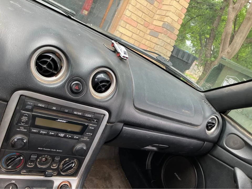 2003 Mazda NB MX-5 Miata - Image 11 of 15