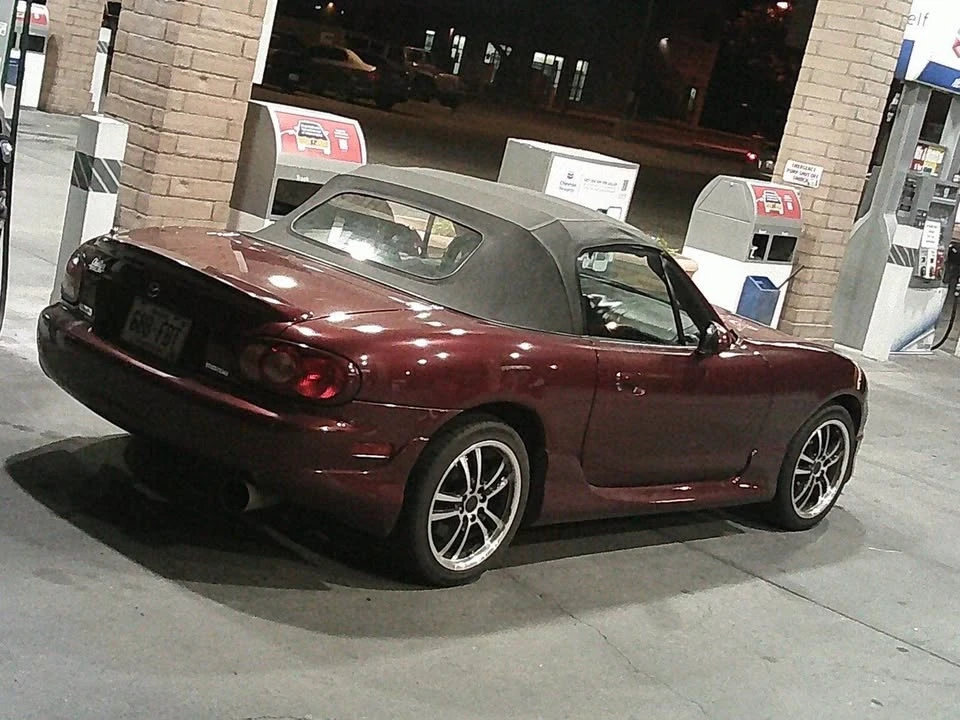 2003 Mazda NB MX-5 Miata - Image 2 of 3