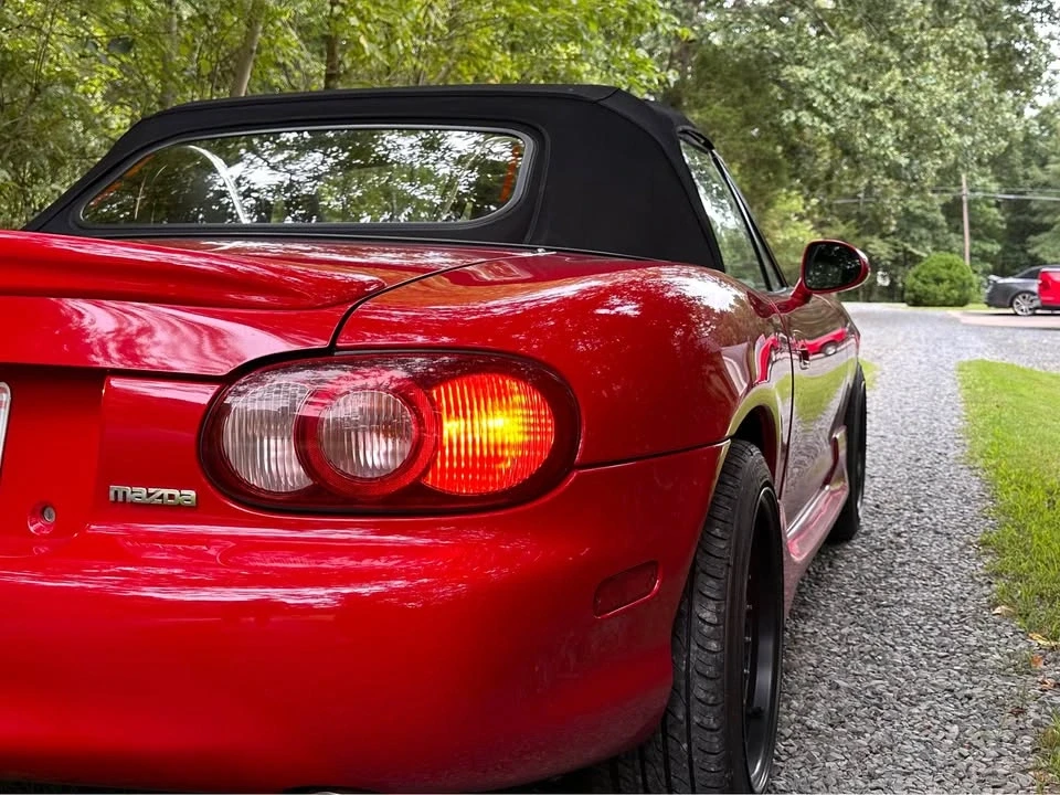 2003 Mazda NB MX-5 Miata - Image 4 of 12