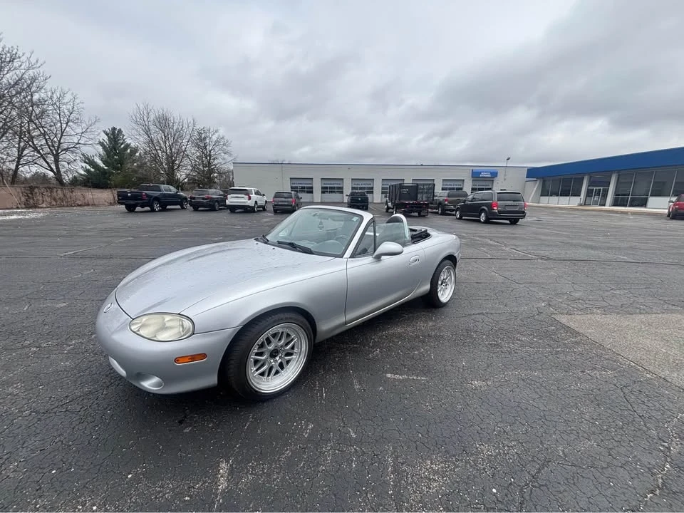 2003 Mazda NB MX-5 Miata - Image 9 of 10