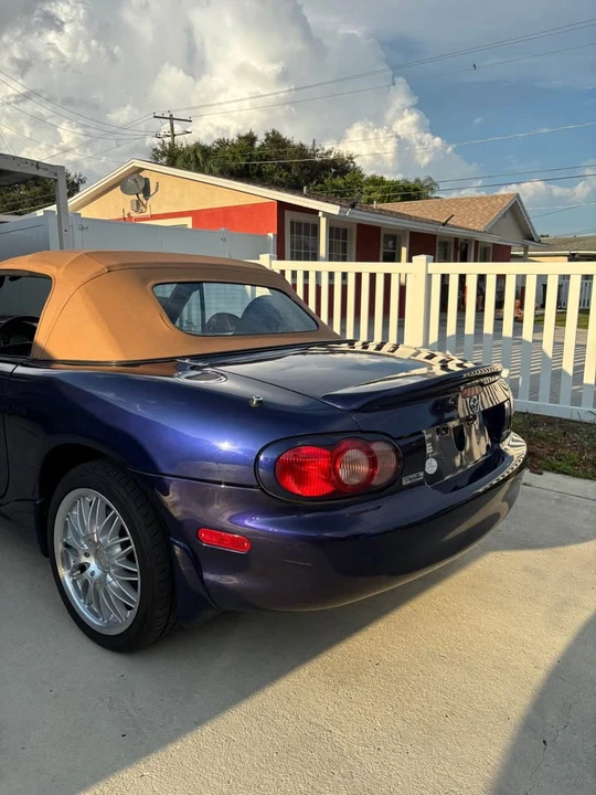 2003 Mazda NB MX-5 Miata - Image 3 of 11