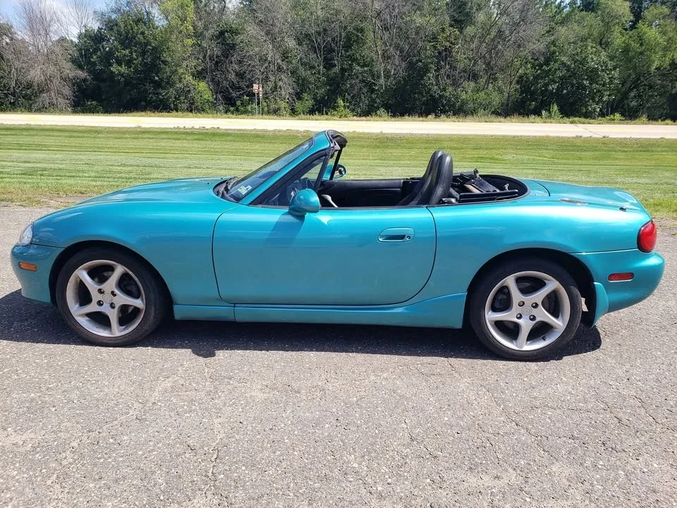 2003 Mazda NB MX-5 Miata - Image 2 of 11