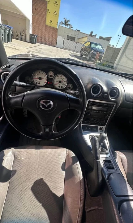 2003 Mazda NB MX-5 Miata - Image 4 of 10