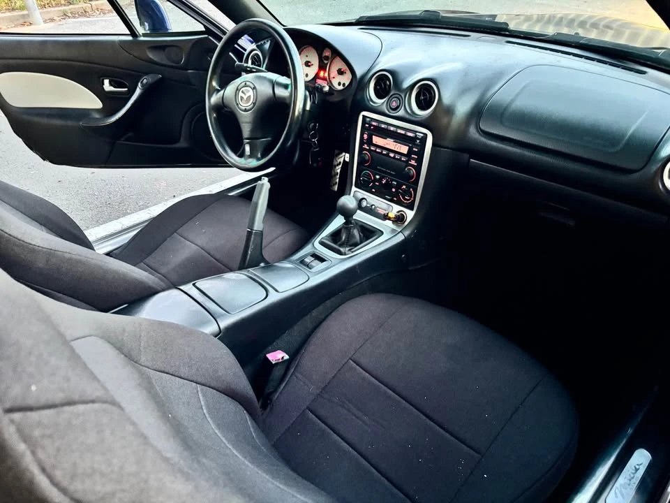 2003 Mazda NB MX-5 Miata - Image 11 of 14