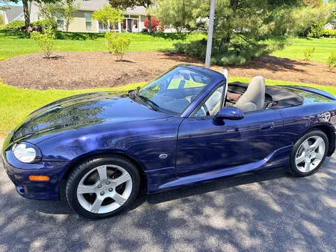 2003 Mazda MX-5 Miata SE Convertible