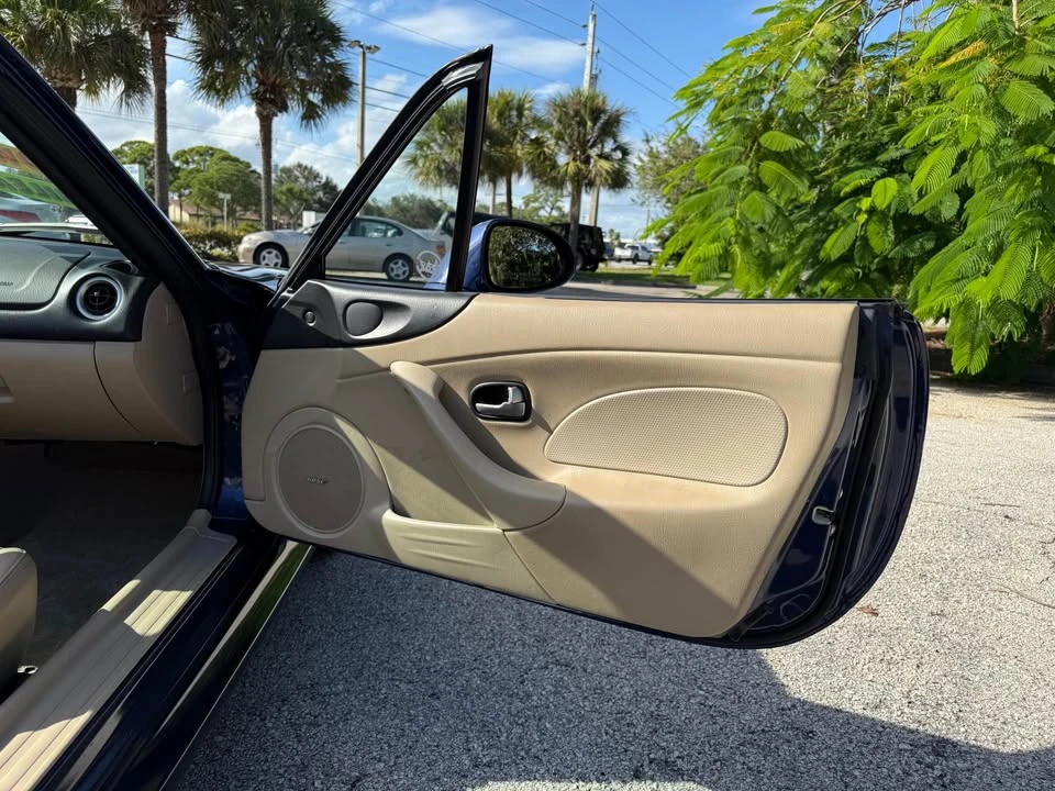 2003 Mazda NB MX-5 Miata - Image 12 of 16