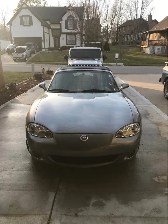 2003 Mazda NB MX-5 Miata - Image 2 of 11
