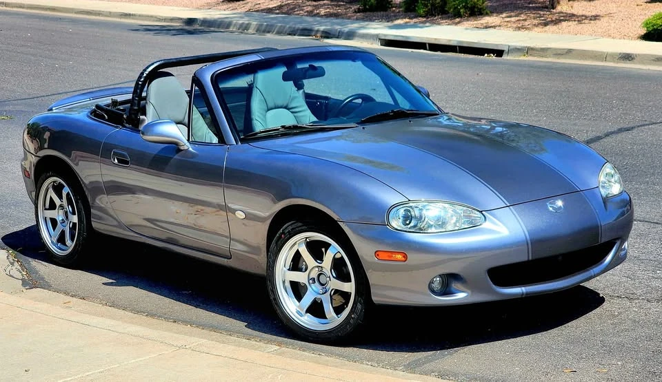 2003 Mazda NB MX-5 Miata - Image 4 of 10