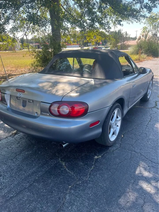 2003 Mazda NB MX-5 Miata - Image 5 of 9