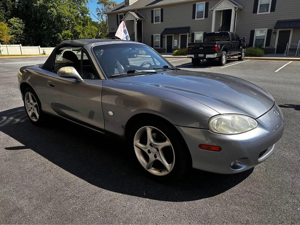 2003 Mazda NB MX-5 Miata - Image 2 of 11