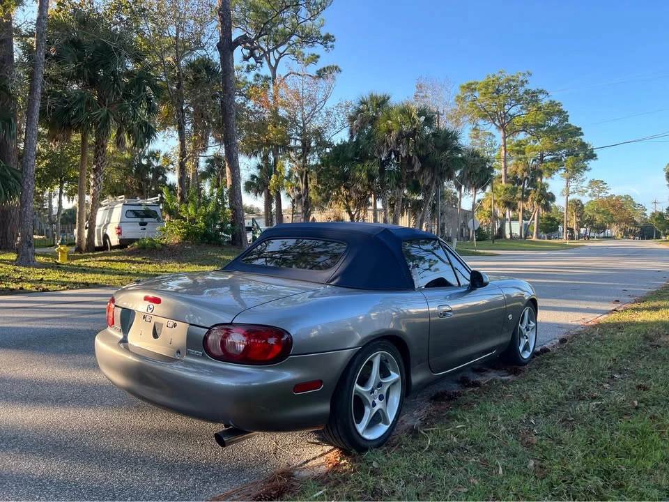 2003 Mazda NB MX-5 Miata - Image 5 of 16