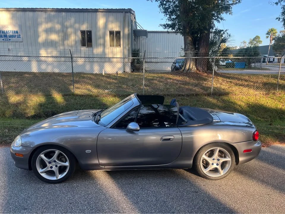 2003 Mazda NB MX-5 Miata - Image 11 of 16
