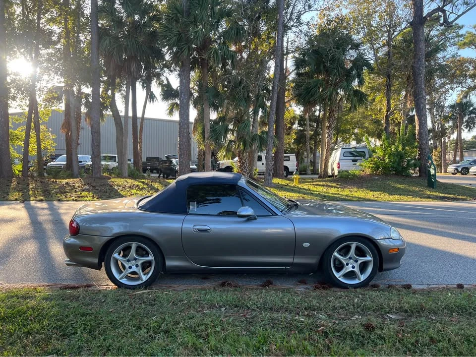 2003 Mazda NB MX-5 Miata - Image 4 of 16