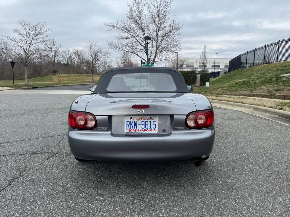 2003 Mazda NB MX-5 Miata - Image 3 of 12