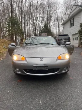 2003 Mazda MX-5 Miata Shinsen