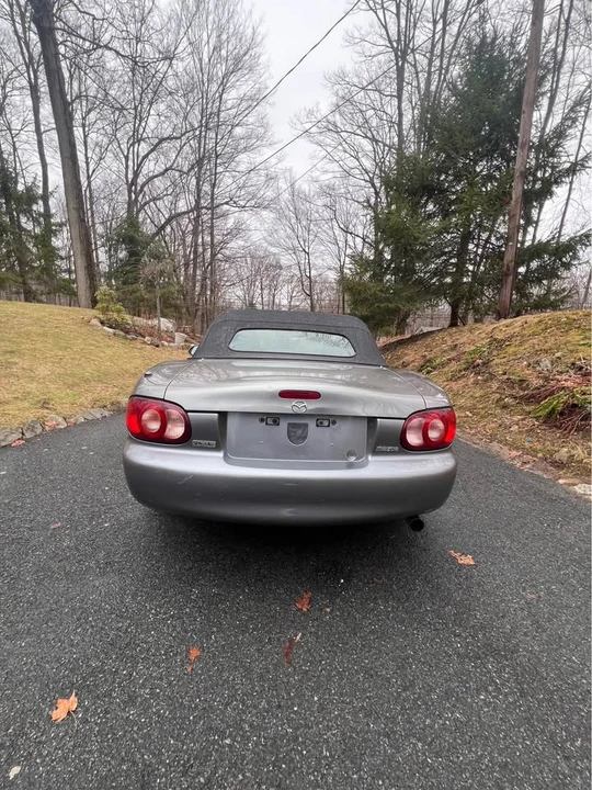 2003 Mazda NB MX-5 Miata - Image 6 of 8