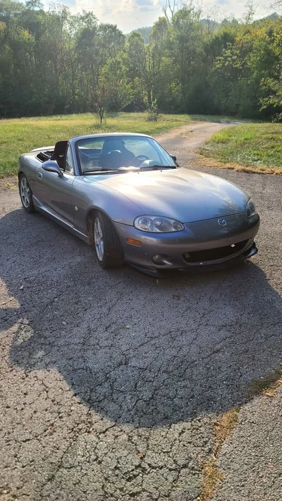 2003 Mazda NB MX-5 Miata - Image 4 of 8