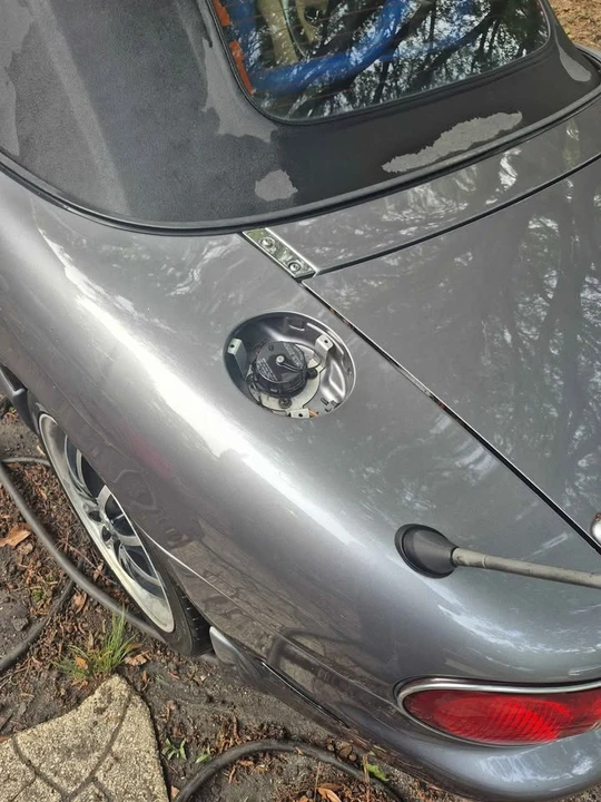 2003 Mazda NB MX-5 Miata - Image 6 of 17