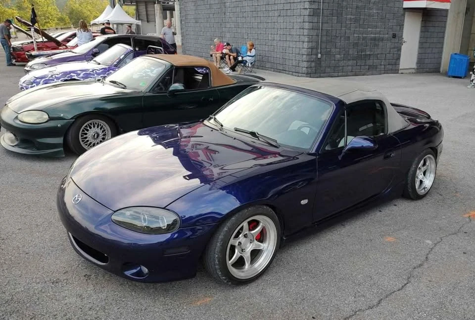 2003 Mazda NB MX-5 Miata - Image 2 of 8