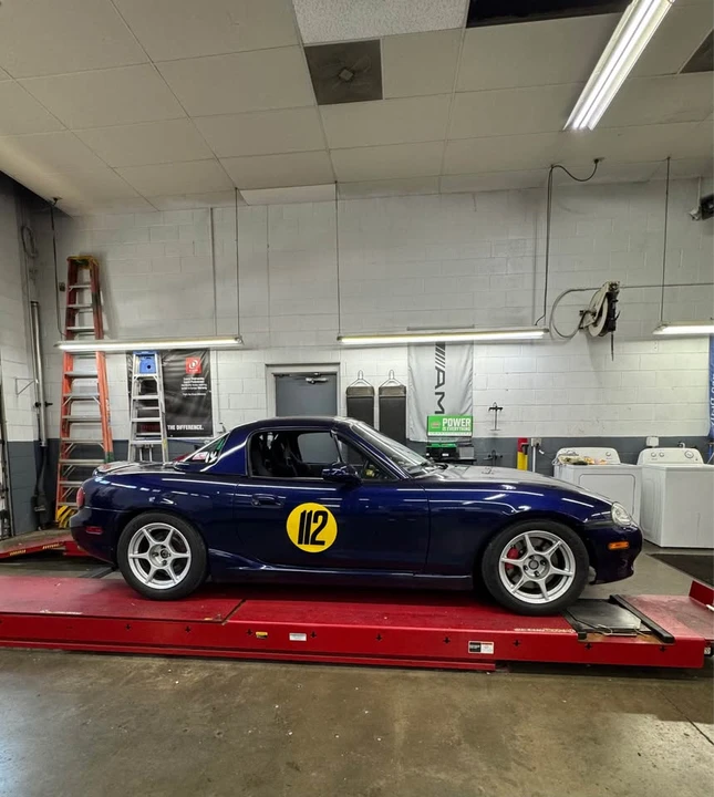 2003 Mazda NB MX-5 Miata - Image 2 of 12