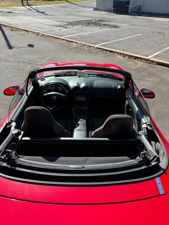 2003 Mazda NB MX-5 Miata - Image 8 of 11