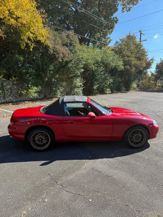 2003 Mazda NB MX-5 Miata - Image 2 of 11