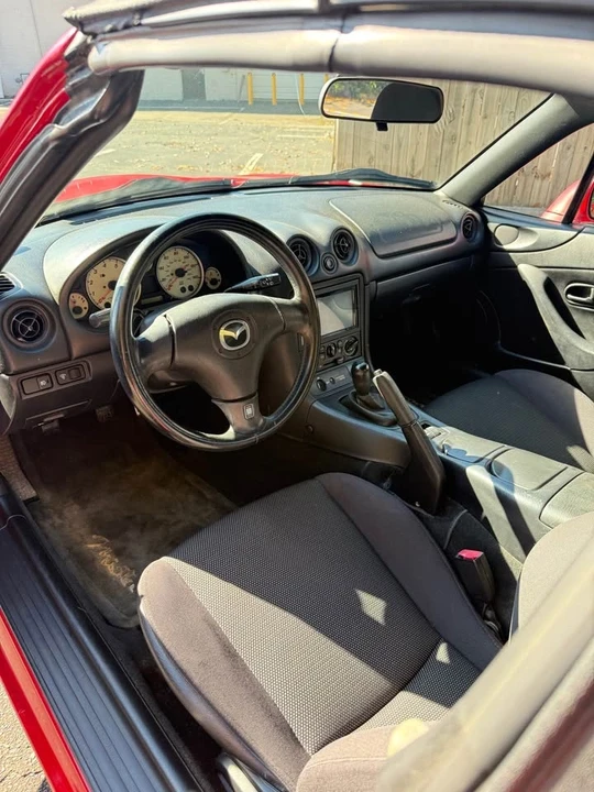 2003 Mazda NB MX-5 Miata - Image 5 of 11