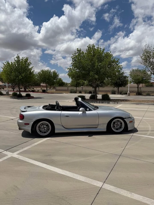 2003 Mazda NB MX-5 Miata - Image 4 of 12