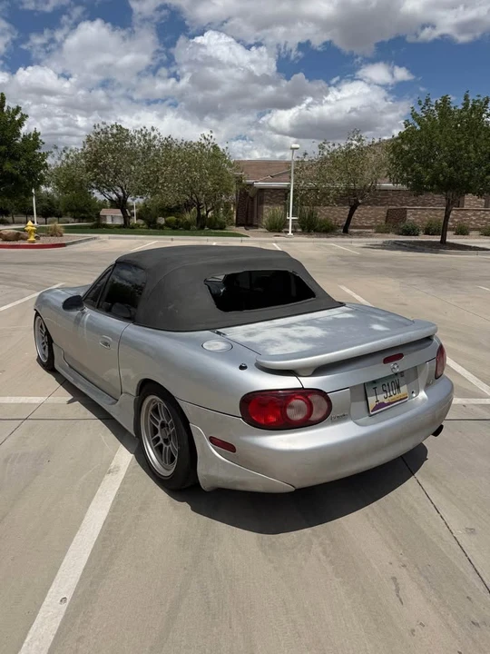2003 Mazda NB MX-5 Miata - Image 11 of 12