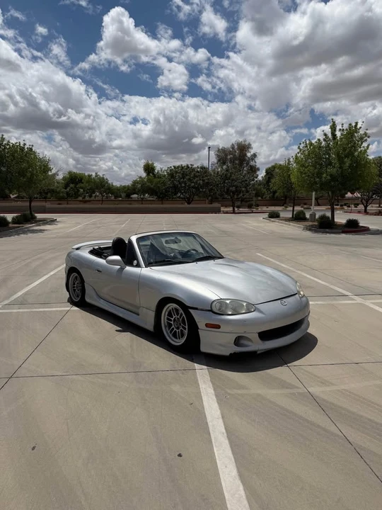 2003 Mazda NB MX-5 Miata - Image 5 of 12